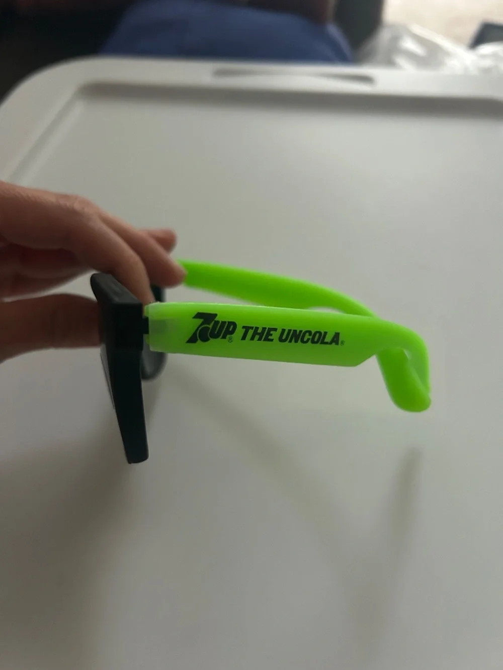 7UP the UNCOLA Sunglasses NWT